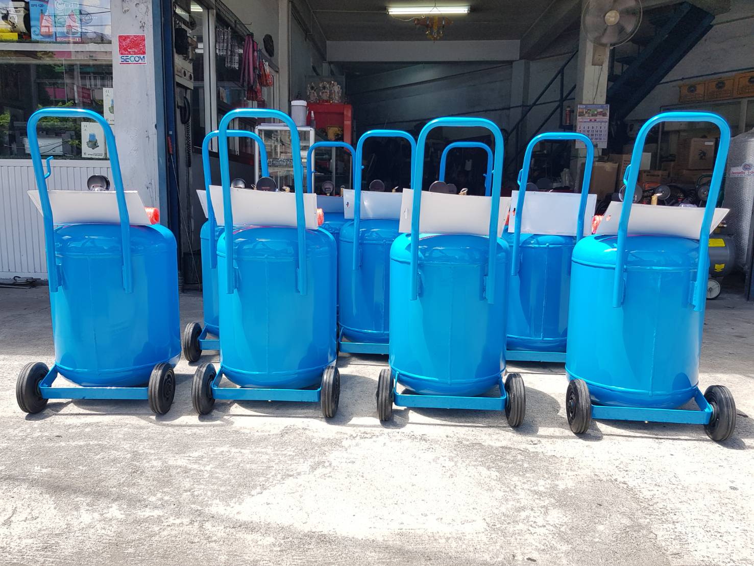 ถังเติมลมหลัง