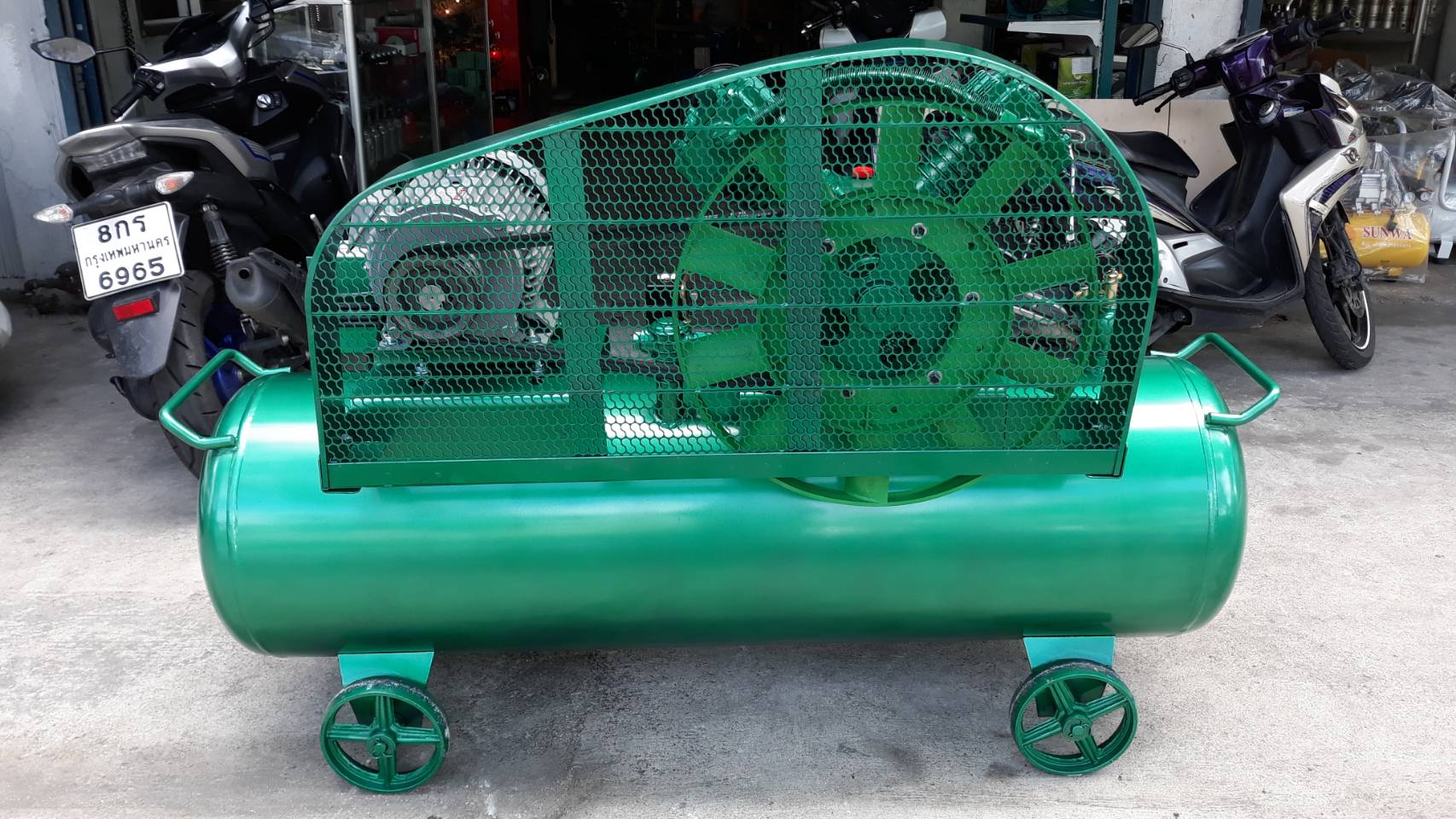 ปั๊มลมสายพาน ซันว่า 7.5 HP 